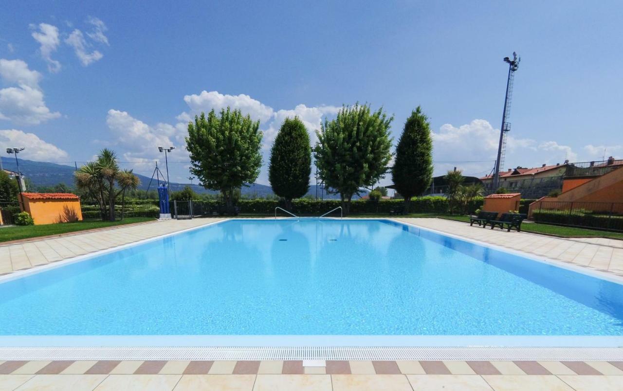 Appartamento A Due Passi Dal Lago توسكولانو ماديرنو المظهر الخارجي الصورة